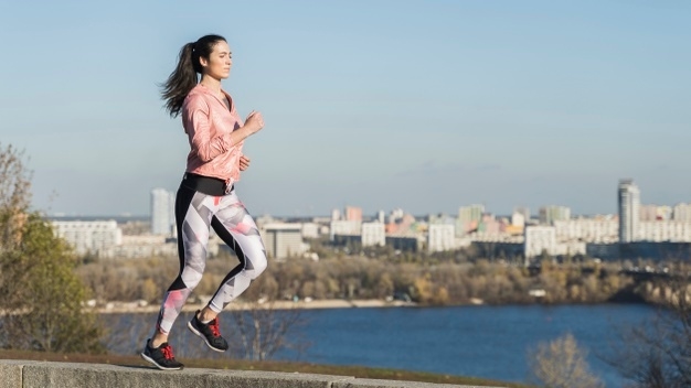 Er essensielle oljer for endometriose et levedyktig alternativ?