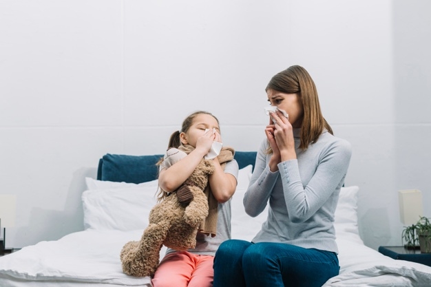 Soins de la démence lors d'une visite chez le médecin avec votre proche